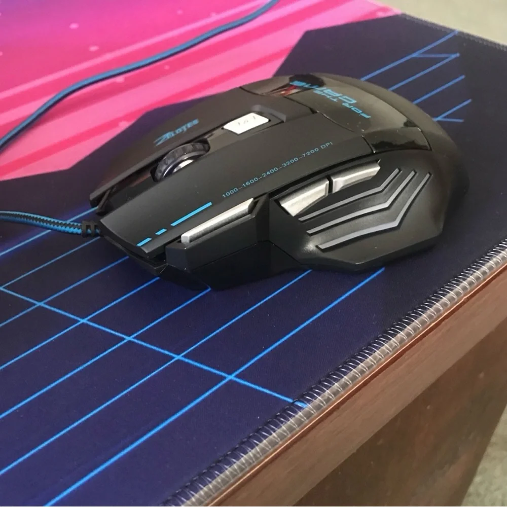 Zelotes gaming mouse. Brand new!!! Just don’t have a use for it.